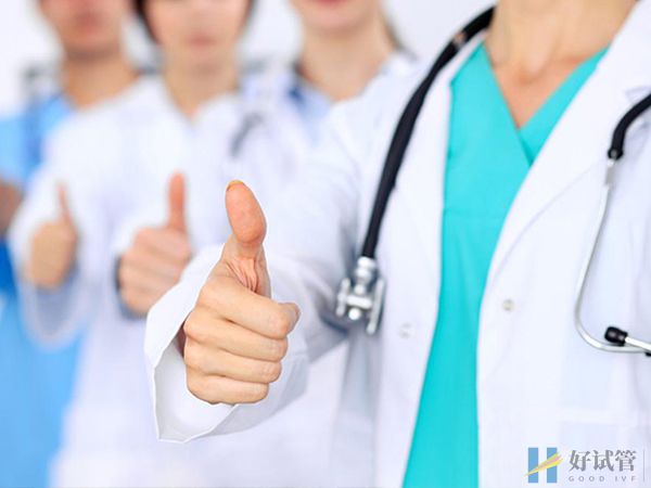 中医or专科?这份东莞多囊卵巢治疗医院最新排名已刷新(图3) 选择合适的试管专家很重要