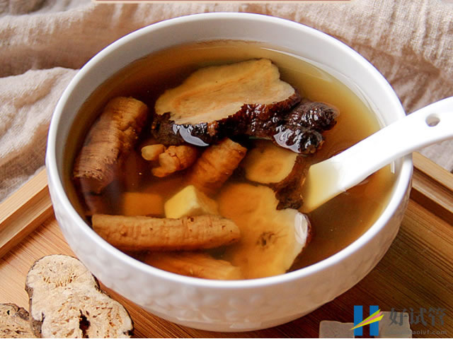 补血养颜的四君子汤配方详解,产后一天两次效果翻倍(图2) 产妇喝四君子汤可以增加自身免疫力