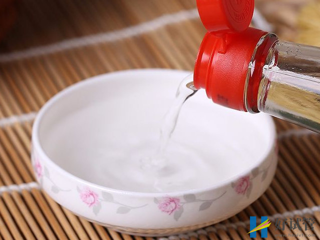 孕妇尿液加醋测男女步骤分享,找准诀窍才不易翻盘(图1) 白醋测生男生女的方法